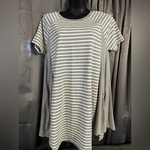 Shift dress with pockets